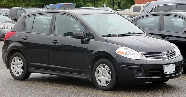 Black Nissan Versa