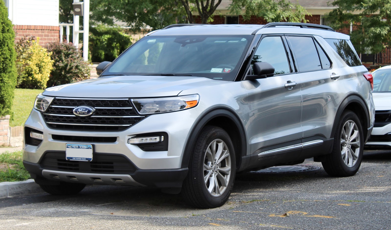 Photo of Ford Explorer