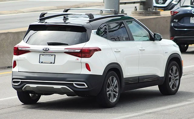 Rear view of a White 2022 Kia Seltos