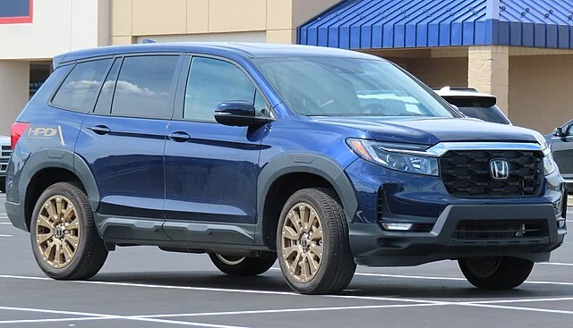 Navy 2022 Honda Pilot 