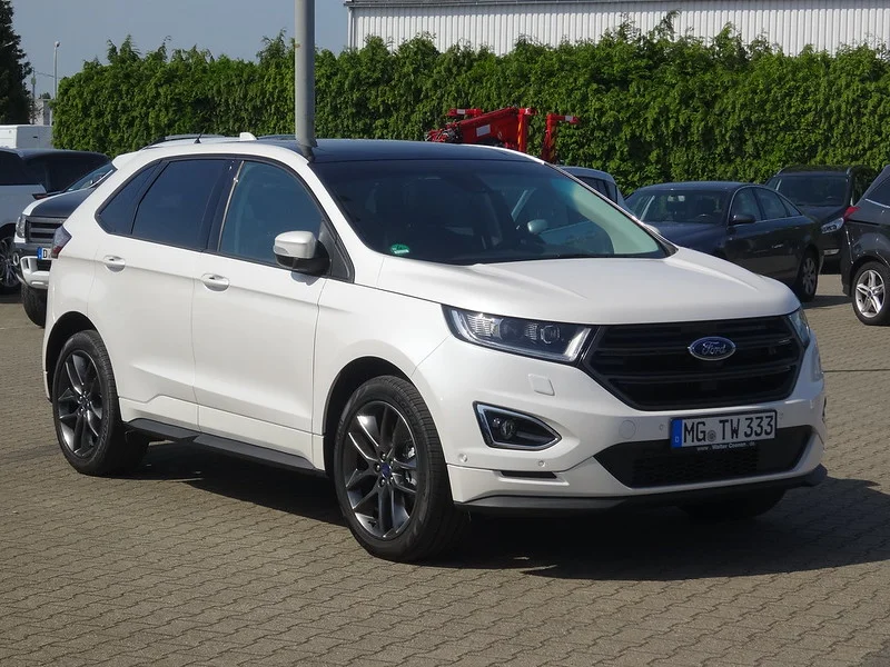 White Ford Edge