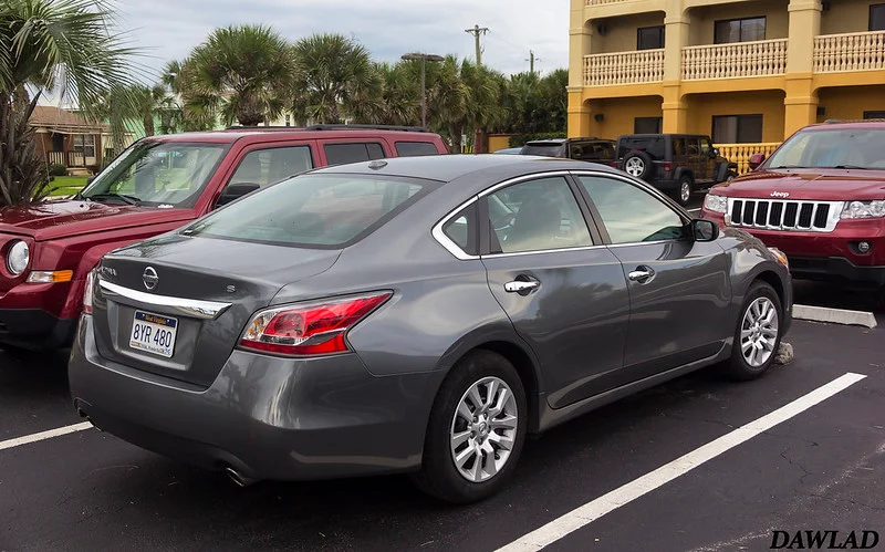 2016 Nissan Altima in a parking lot