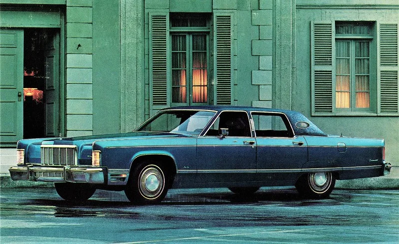 1975 Lincoln Continental Town Car