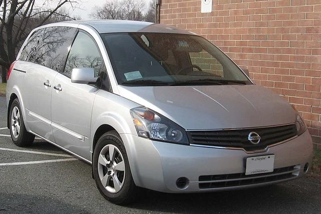 Silver Nissan Quest