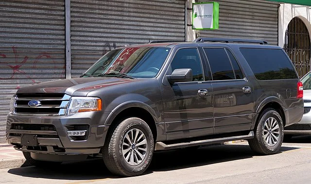 Black Ford Expedition