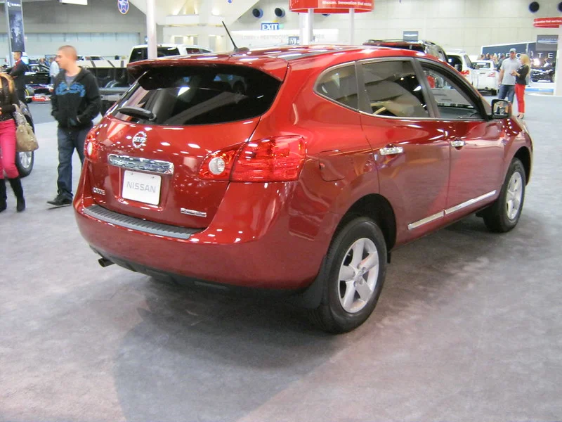 Red 2013 Nissan Rogue