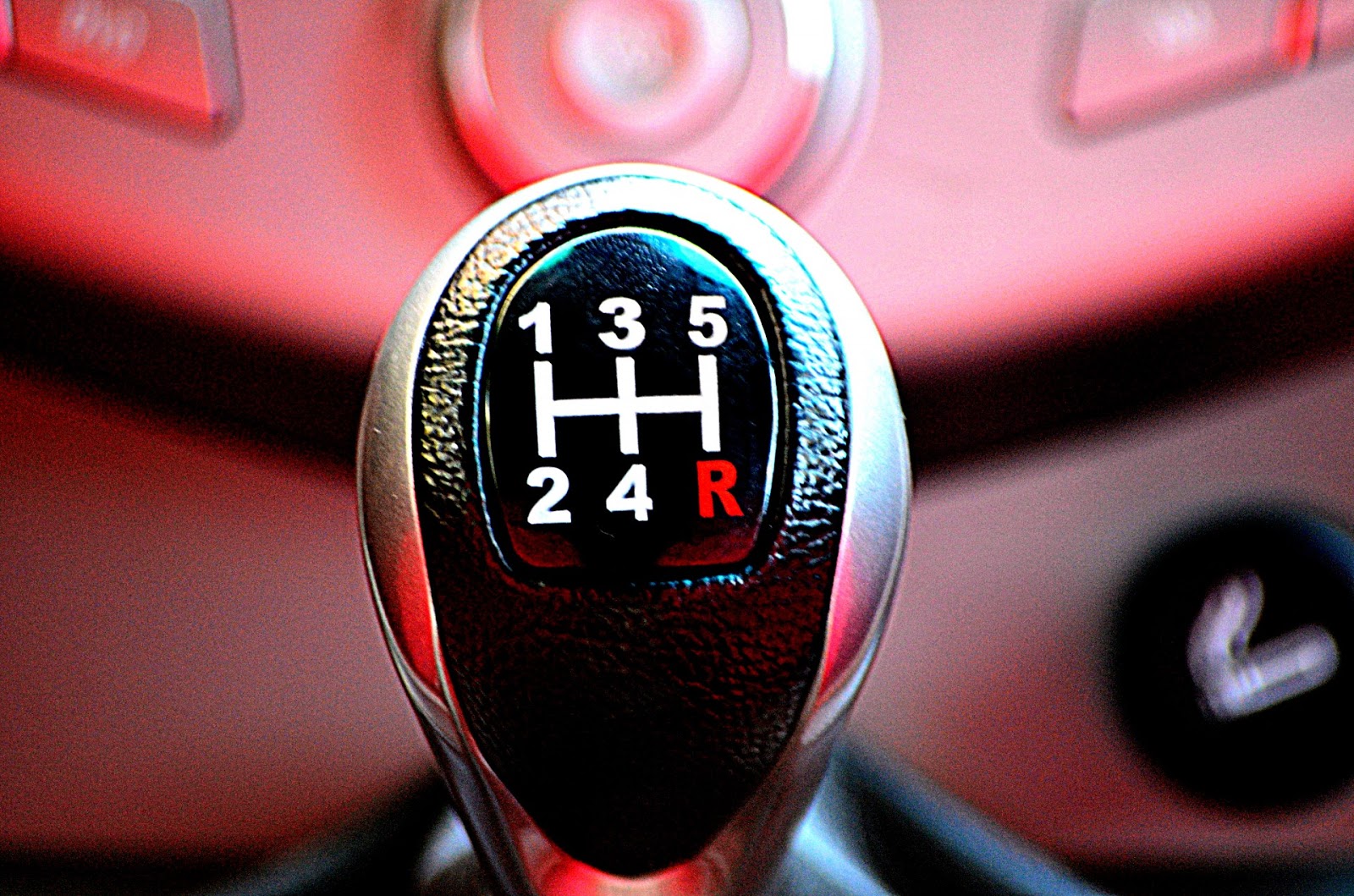 Photo of manul gear shift knob