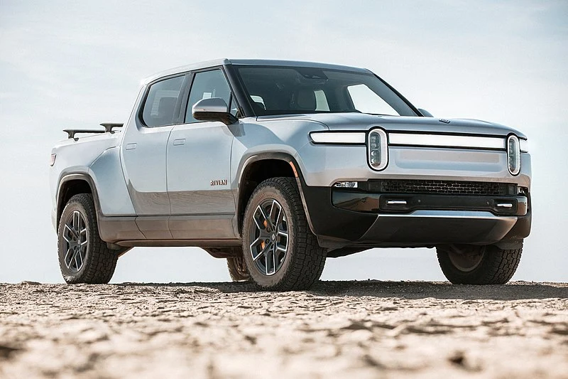 Rivian R1T in the desert