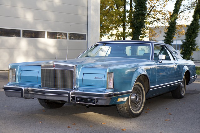 Blue Lincoln Continental