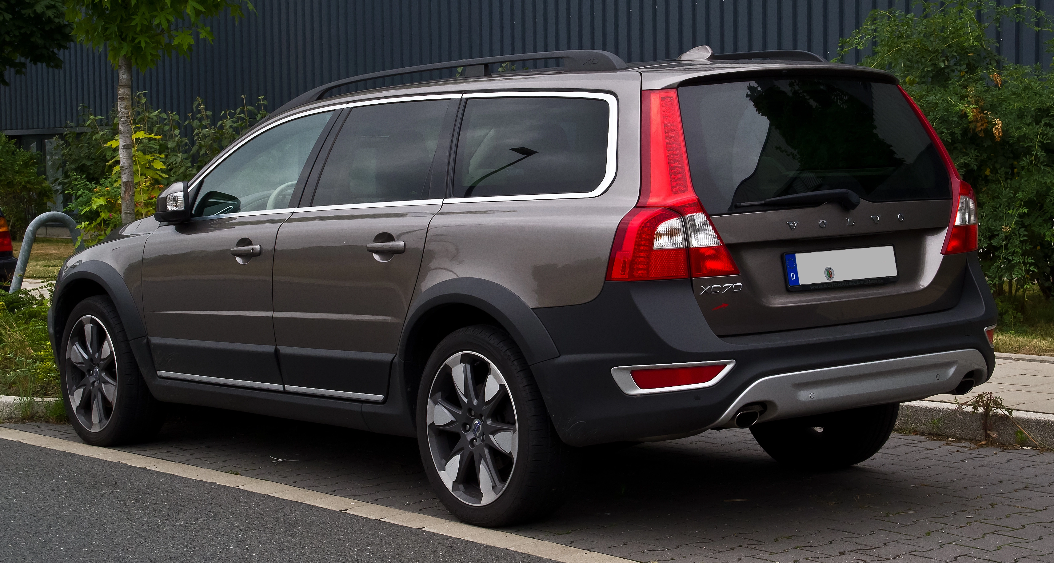 Volvo XC70 in a parking spot